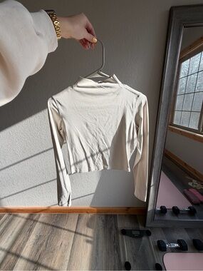 Lululemon Bone Long Sleeve Mock Neck Crop Top